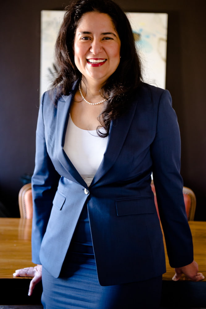 Benafsha Irani Photo Standing